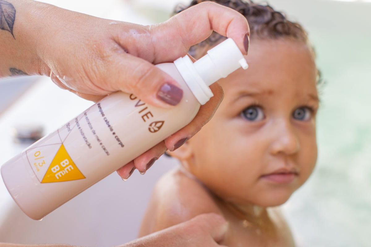 SHAMPOO CAPELLI E CORPO BEBE’ 150 ML